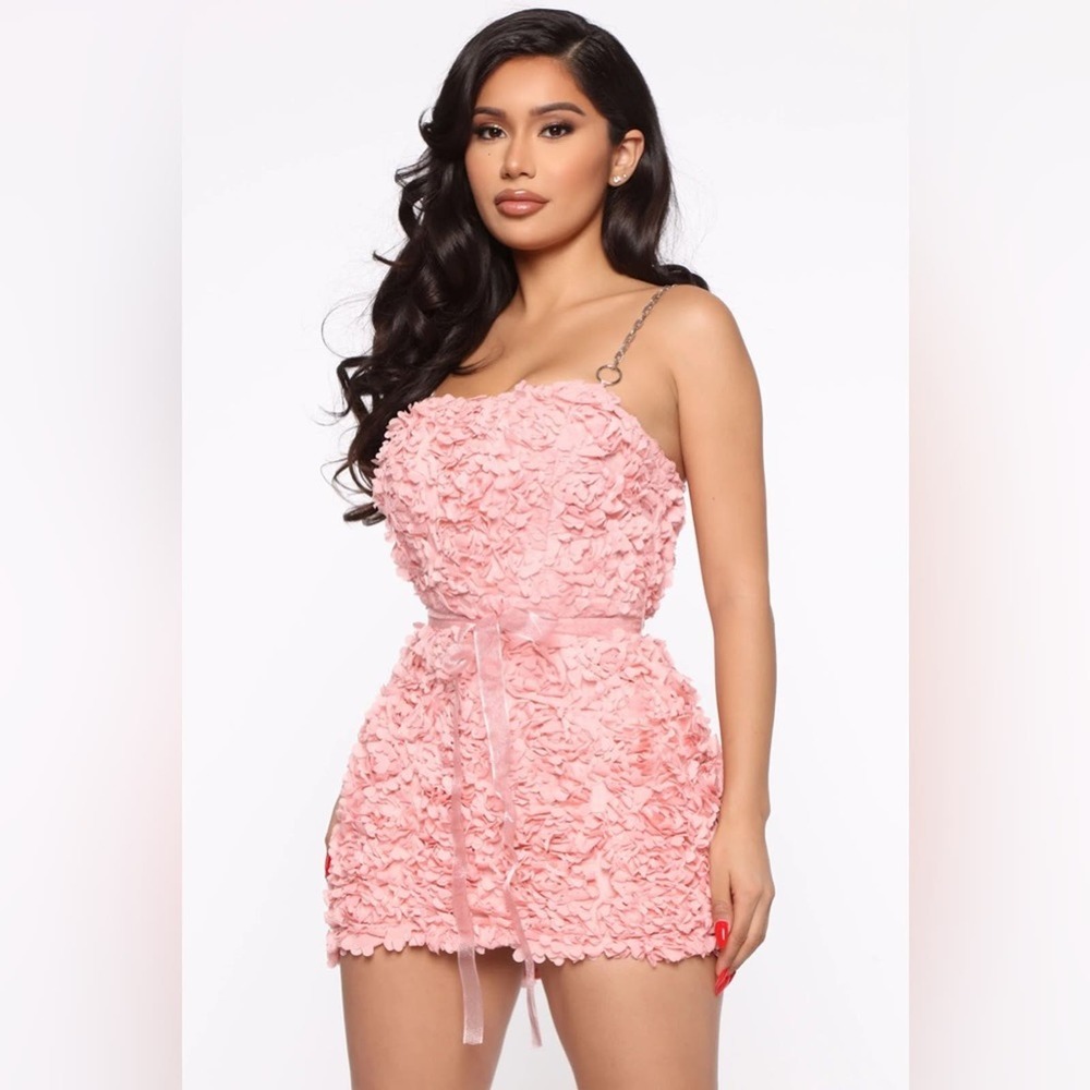 NWT Fashion Nova Pink 3D Rose Divine Self Metal Chain Mini Dress Size M $69.99
